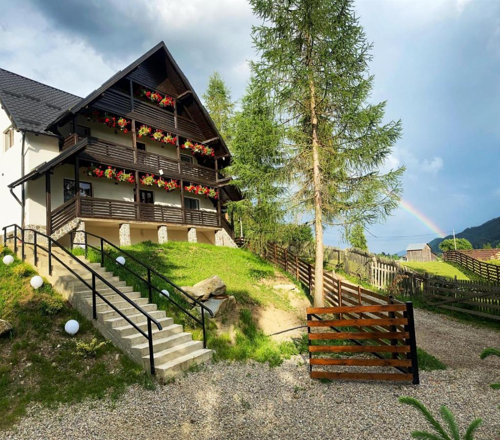 Roua Bucovinei Villa Sadova  Kültér fotó